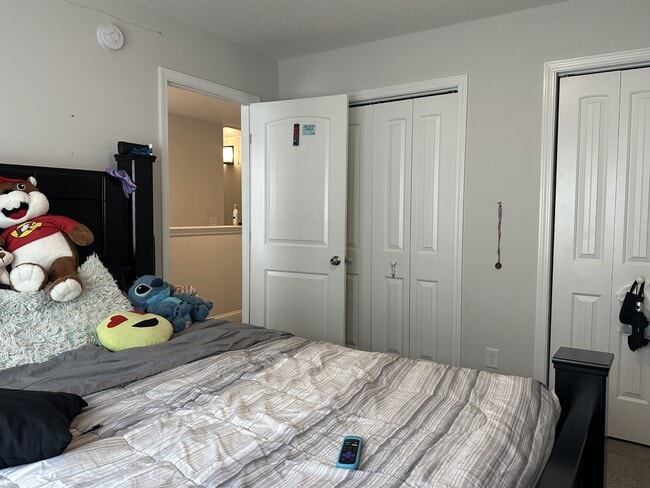 Building Photo - 345 Mcclelland Lp NE