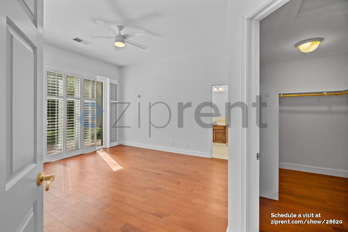 Building Photo - 9307 Mediar Dr