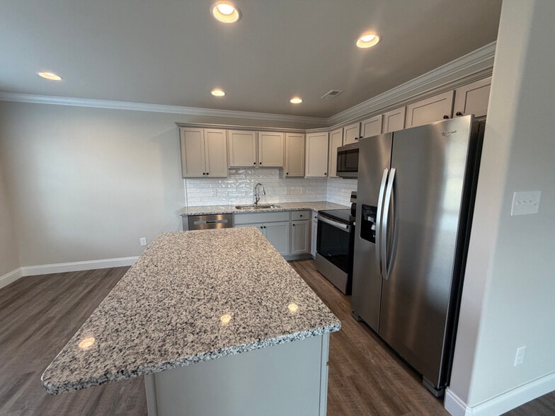 Building Photo - 2619 Parkers Mdw Ln