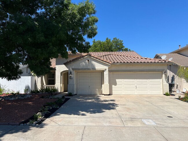 Primary Photo - 4-bedroom single story in Sylvan School Di...
