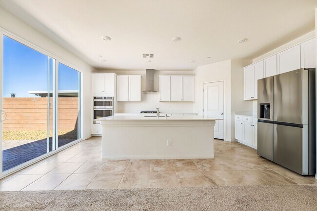Building Photo - Modern Open-Concept Home with Loft & Designer Finishes in Inspirada!