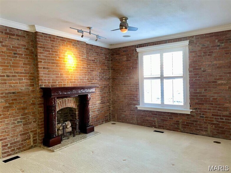 Building Photo - 4738 Olive St