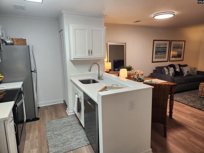 Building Photo - 900 Taylor St