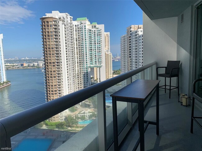 Building Photo - 1 br, 1 bath Condo - 495 Brickell Ave Apt ...