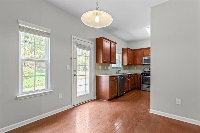 Building Photo - 5612 Moresby Ct