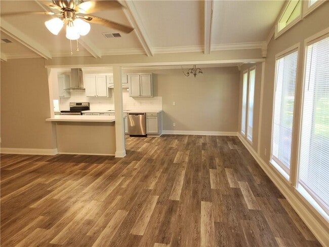 Building Photo - 8575 Clement Poiroux Ln