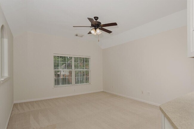 Building Photo - 14 Filigree Pines Pl