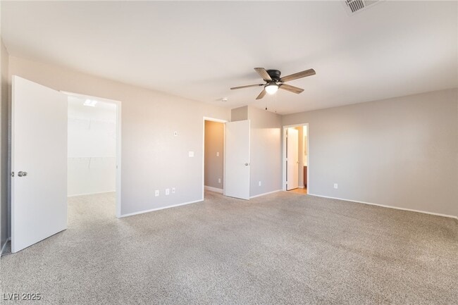 Building Photo - 182 Gilliflower Ave