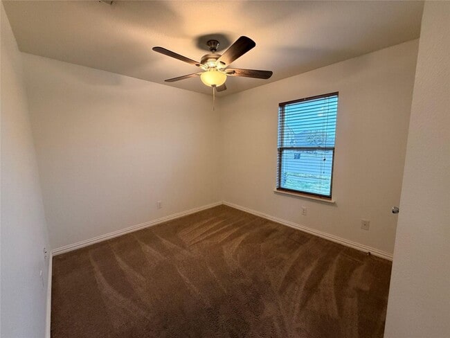 Building Photo - 933 Newberry Trail