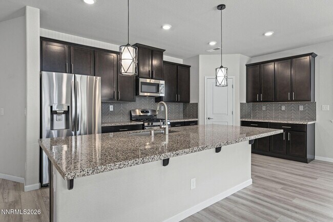 Building Photo - 7230 Treeline Ct