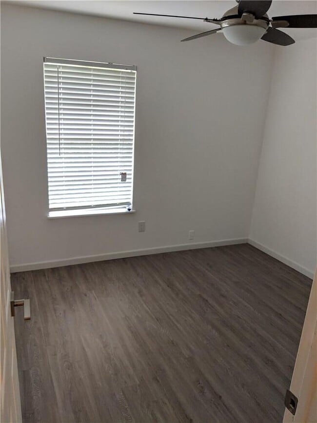 Building Photo - 3509 Alpine Cir