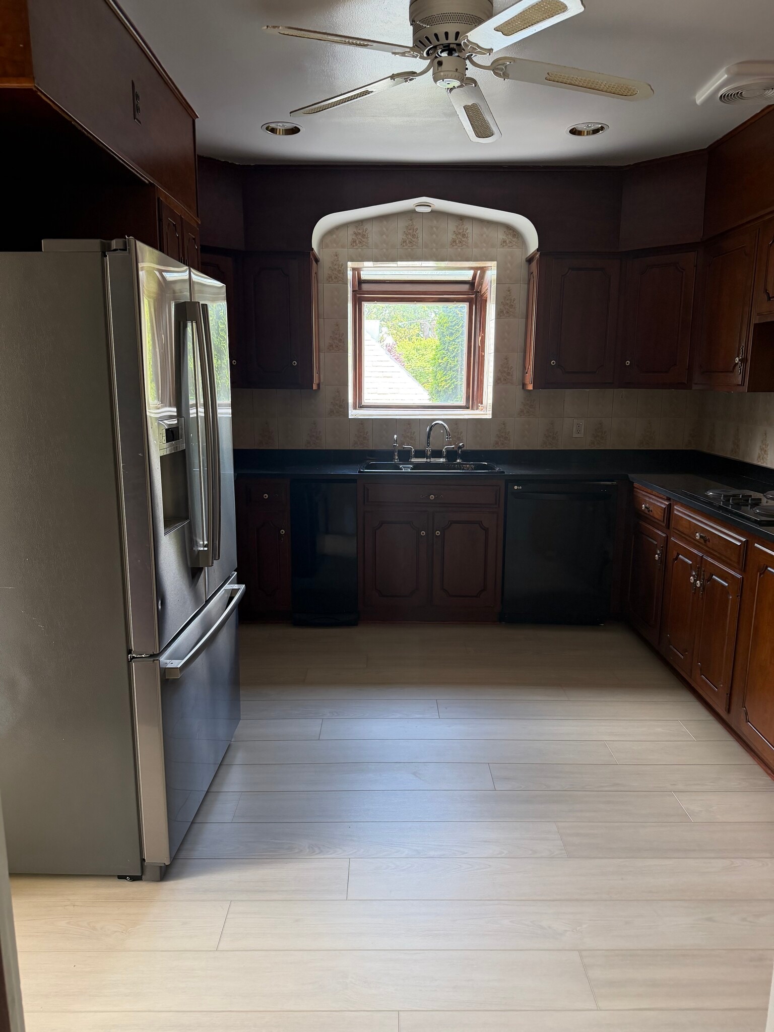 kitchen - 3007 Oliver St NW