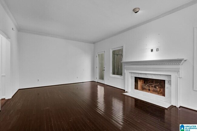 Building Photo - 25 The Falls Dr