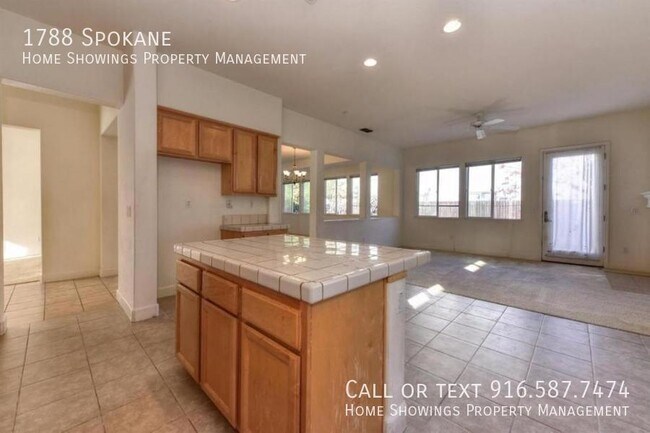 Building Photo - 1788 Spokane-