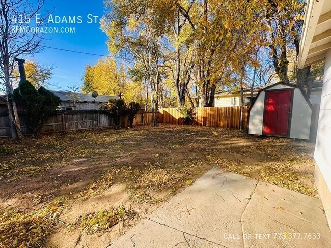 Building Photo - 415 E Adams St