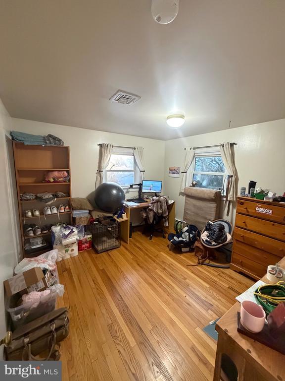 Building Photo - 157 Jimanna Rd