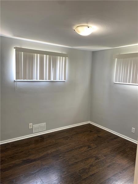 Building Photo - 3768 W 5th Ave