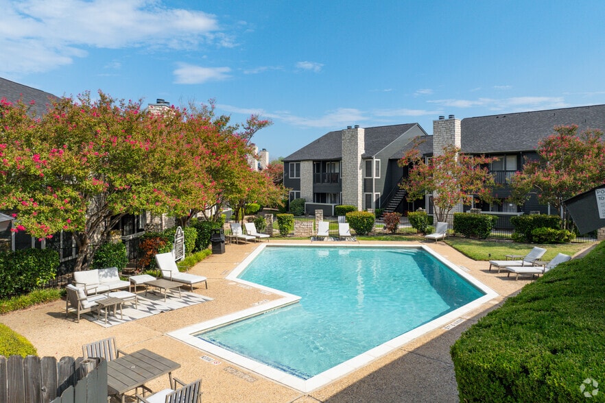 Primary Photo - Tramor at Cannon Place