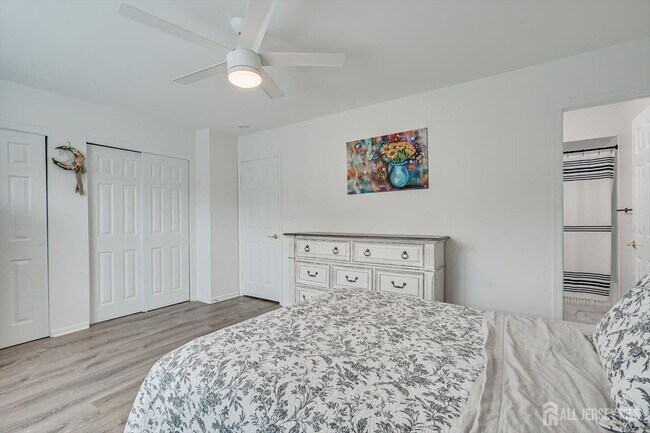 Building Photo - 822 Darlington Dr