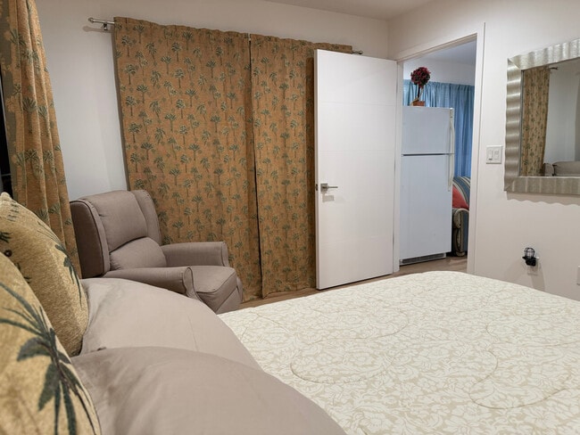 Building Photo - 22540 Itasca St