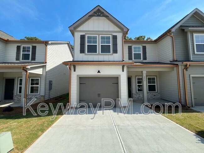 Building Photo - 3035 Venetian Dr