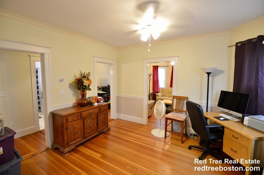 Building Photo - 43 Woodlawn St