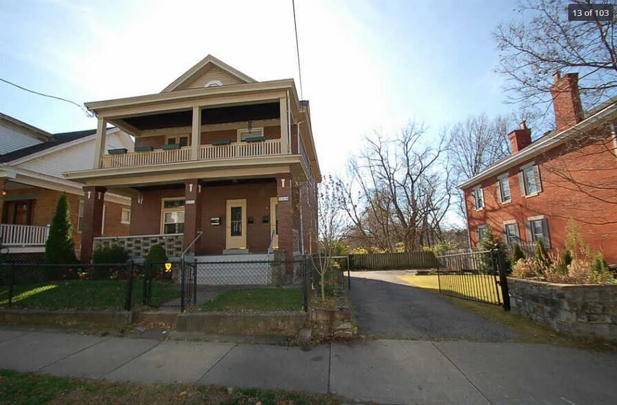 Primary Photo - 983 Windsor St