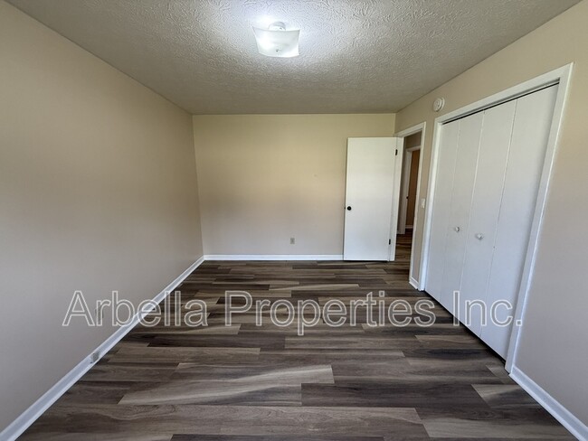 Building Photo - 941 Kendrick Creek Rd