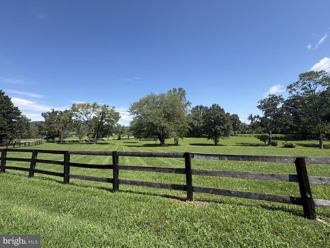 Building Photo - 7149 Gordonsville Rd