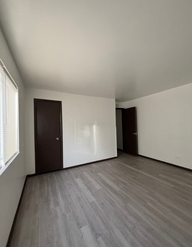 Building Photo - 3060 Bernice Ave