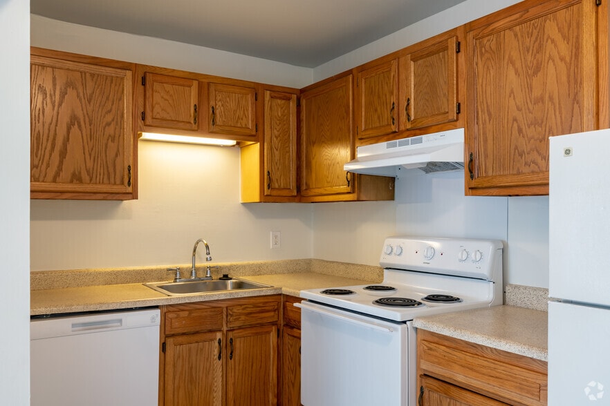 Primary Photo - Tanglewood Apartments