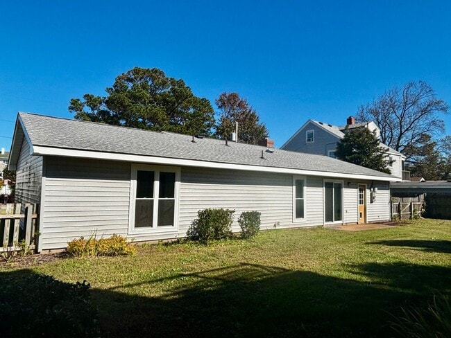 Building Photo - Rudee Heights