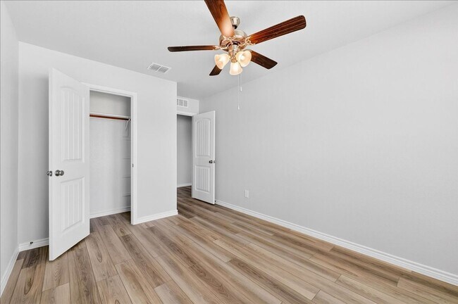 Building Photo - 7938 Rancho Vista Blvd E