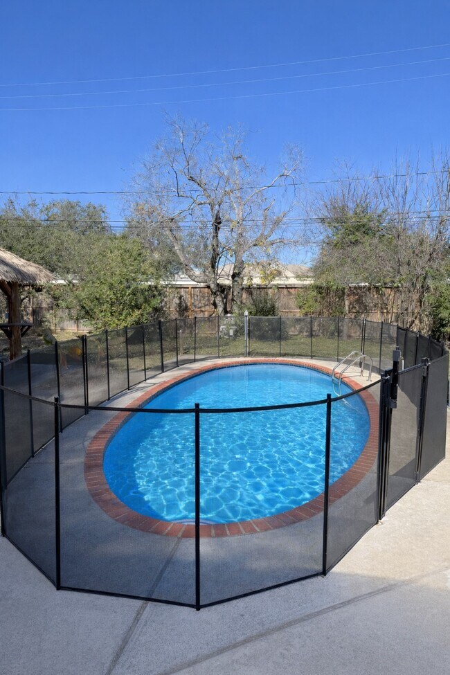 Building Photo - 10518 Moorberry Ln