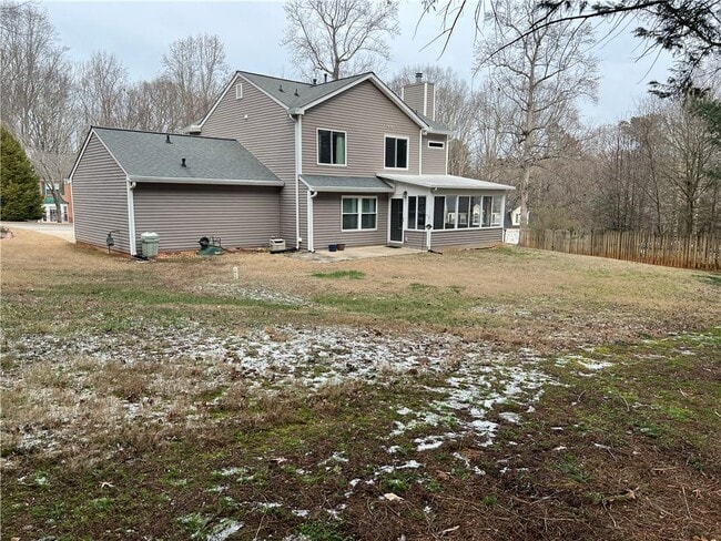 Building Photo - 6535 Glen Pond Trce