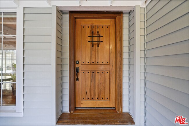 Building Photo - 29637 Pacific Coast Hwy