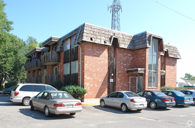 Primary Photo - Washburn North Apartments