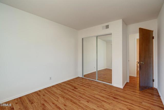 Building Photo - 22 Lucile St