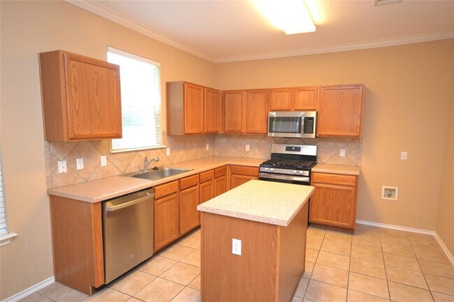 Building Photo - 400 Washington Square Dr