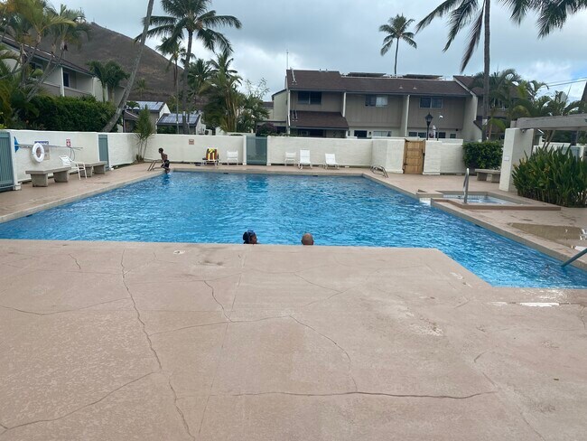 Building Photo - 147 Oko St