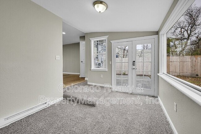 Building Photo - 2761 S Hazel Ct