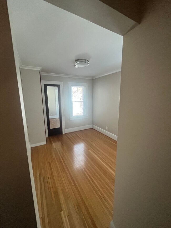 Building Photo - 459 Winton Rd