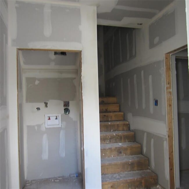 Building Photo - 2419 Rosewood St