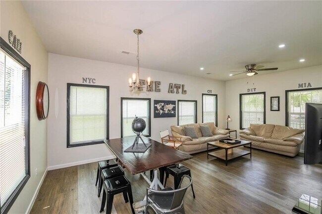 Building Photo - 64 Moury Ave SE