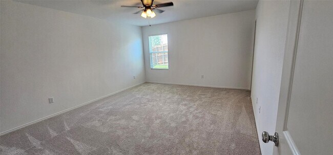 Building Photo - 9205 Grackle Pl