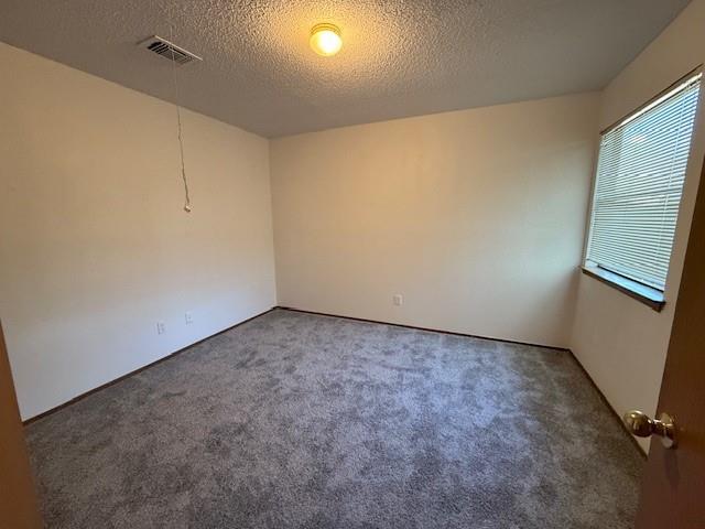 Building Photo - 3000 Jadewood Ct