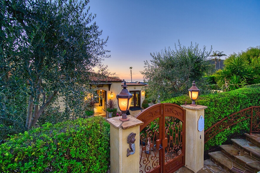 Building Photo - 31641 Mar Vista Ave