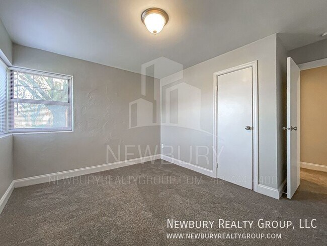 Building Photo - 313 San Juan Dr