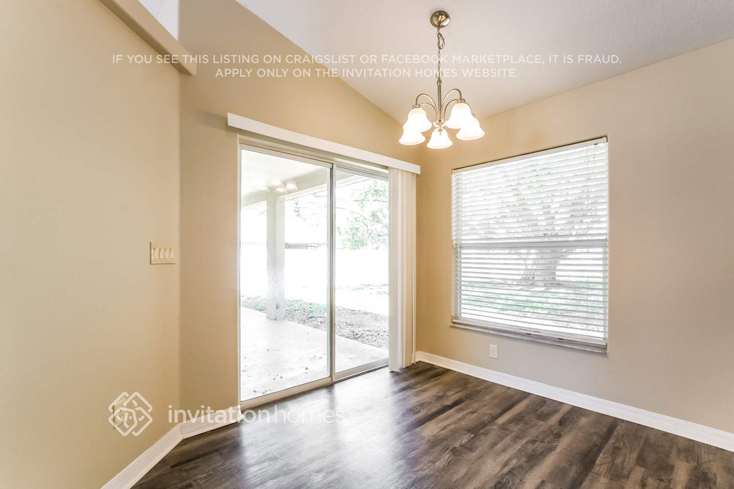 Building Photo - 752 Westview Dr