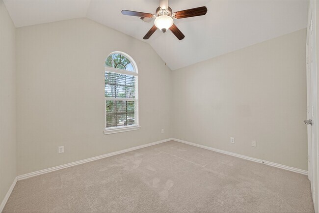 Building Photo - 24406 Ranchwood Springs Ln